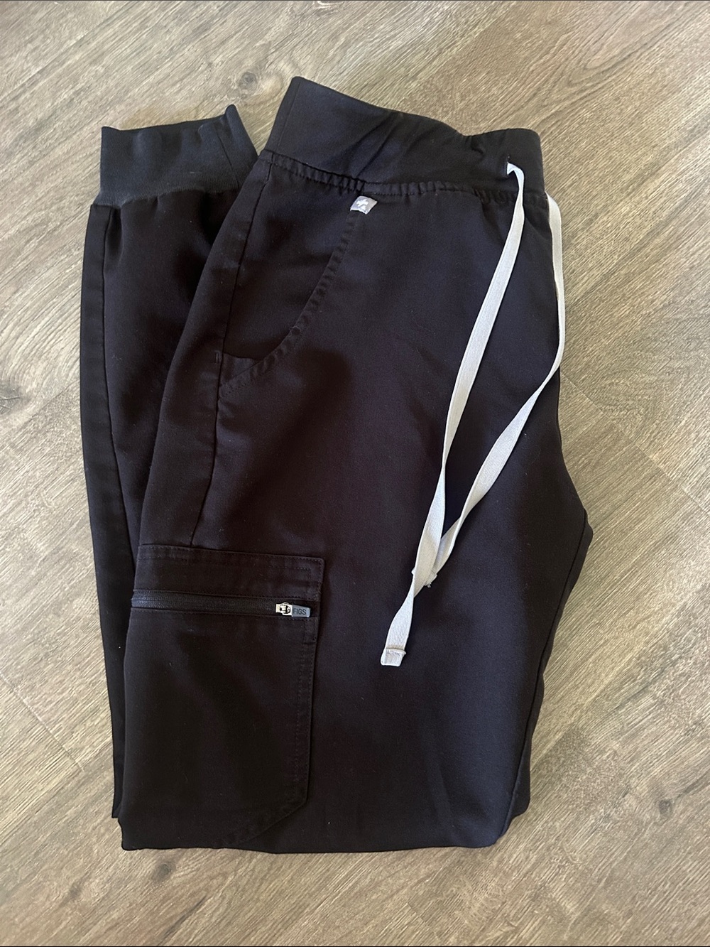 Figs Women's Black Zamora Jogger Scrub Pants